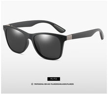 Load image into Gallery viewer, Classic Polarized Sunglasses Men