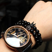 Load image into Gallery viewer, Black shinny stone crown lion bracelet
