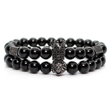 Load image into Gallery viewer, Black shinny stone crown lion bracelet
